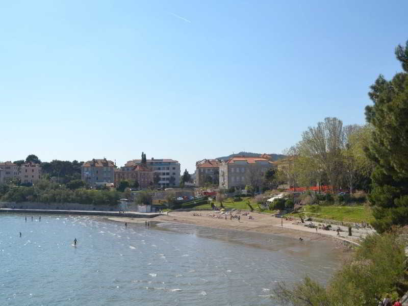 Apartments&rooms Toni
