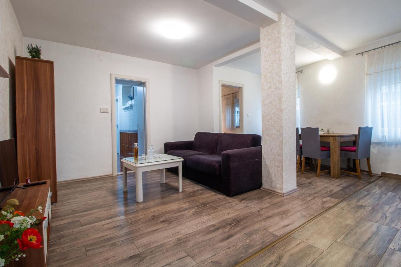 Apartments&rooms Toni Gasthuis Split