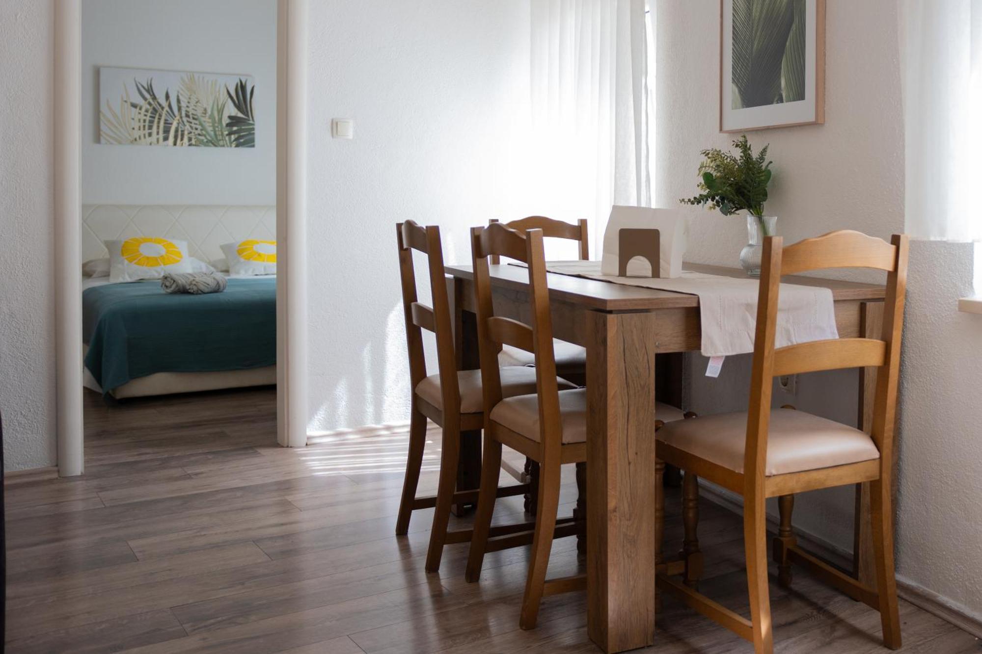 Apartments&rooms Toni
