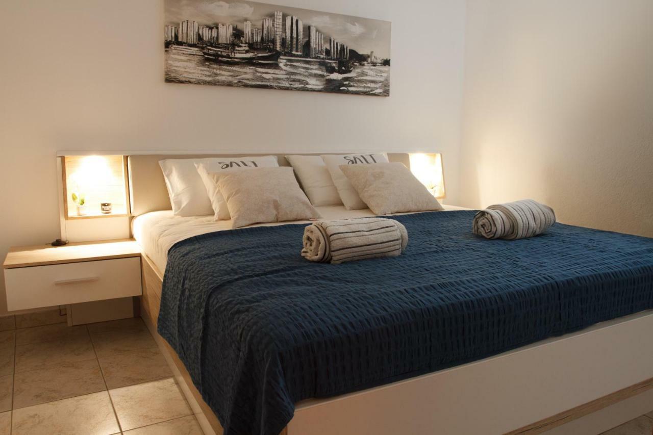 Apartments&rooms Toni