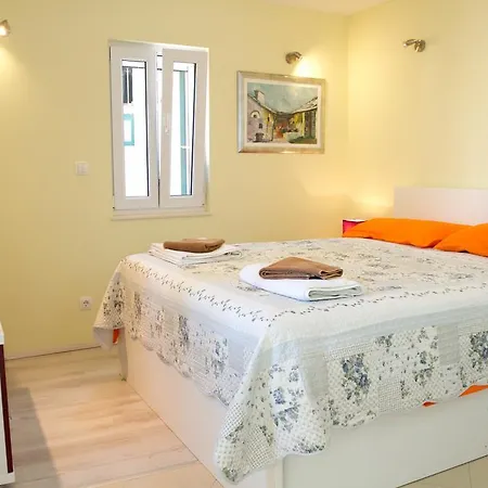 Apartments & Rooms Toni Split Room photo